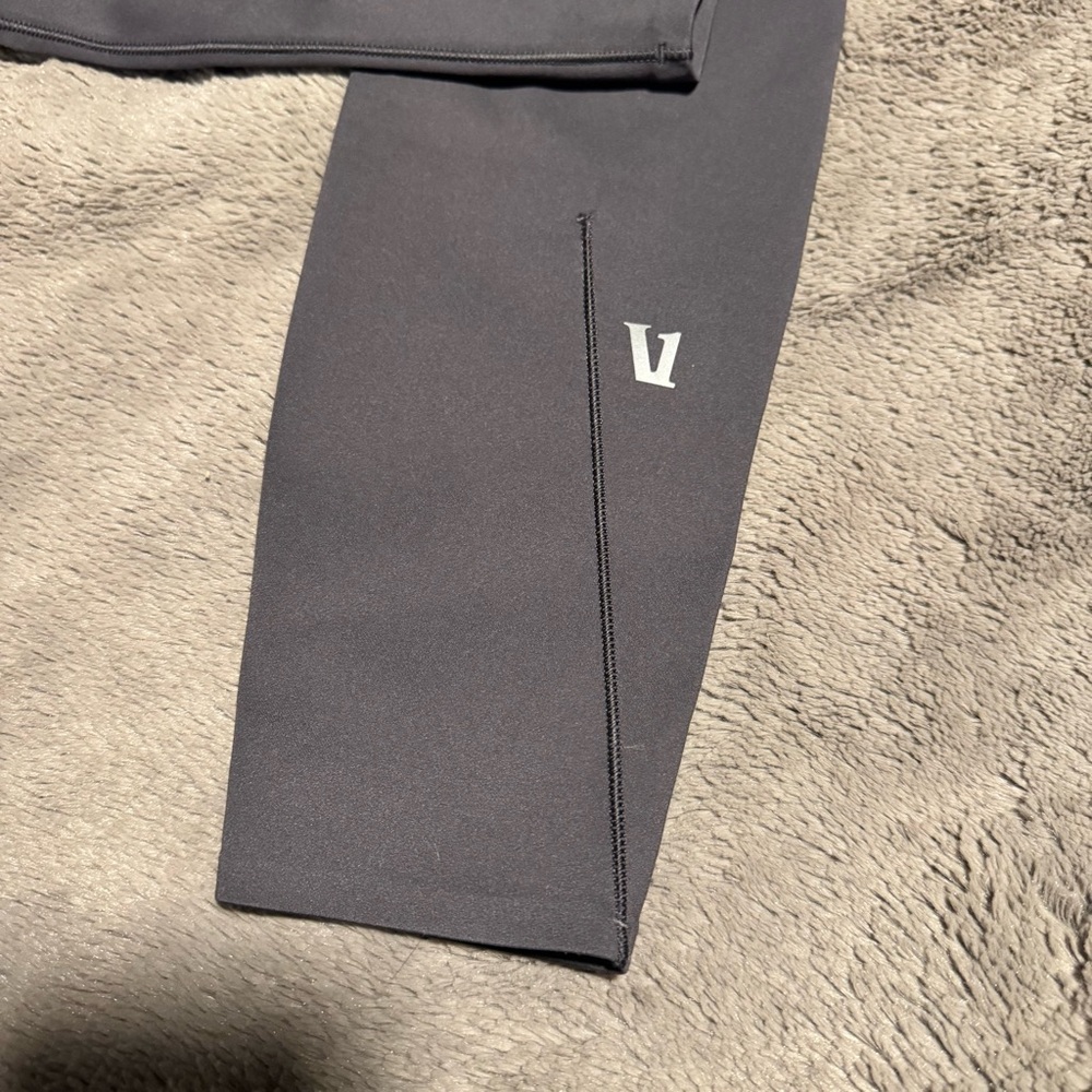 Vuori Evolve Leggings - Picture 6 of 7